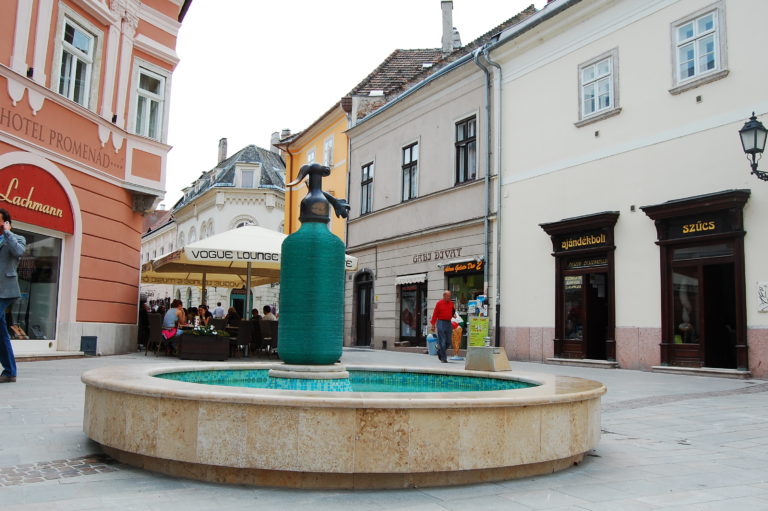 Djer - Gyor za Danas Dopisnica, by Ana Vukadinovic